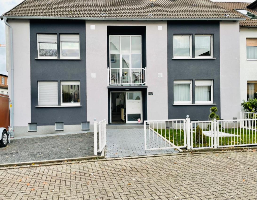 Bei Daniel Am Dortmunder Flughafen Apartament *
