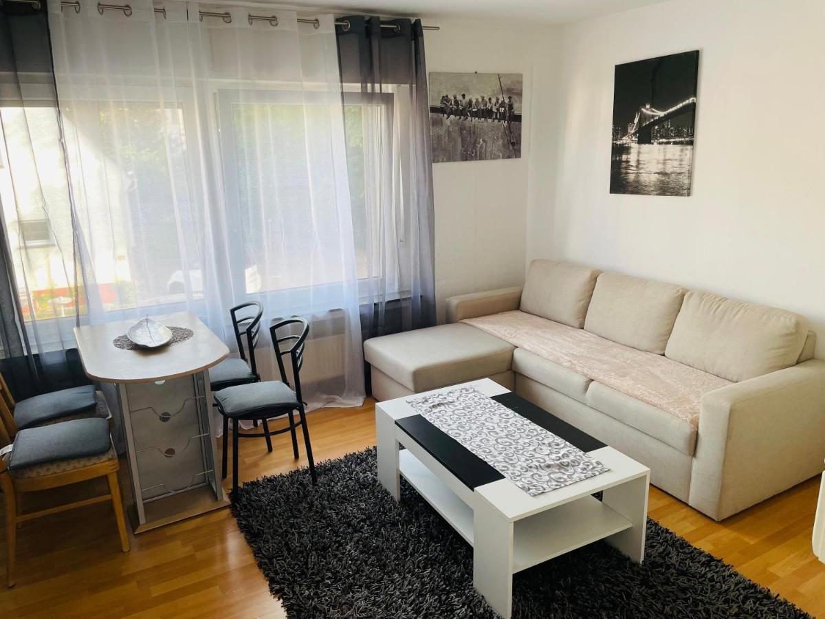 Appartement Bei Daniel Am Dortmunder Flughafen *